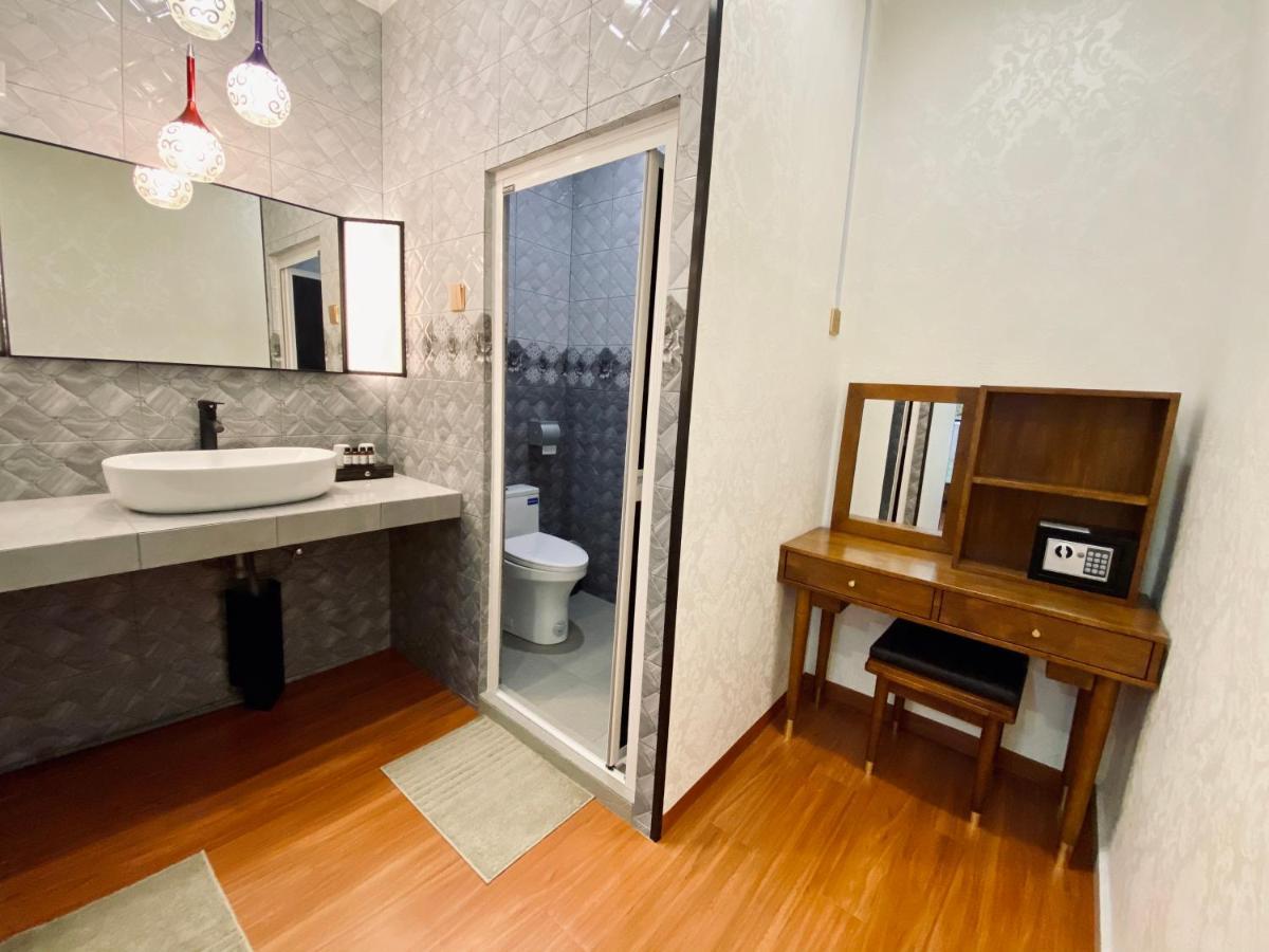 J Boutique Hotel 新张优惠 Muar Exteriér fotografie