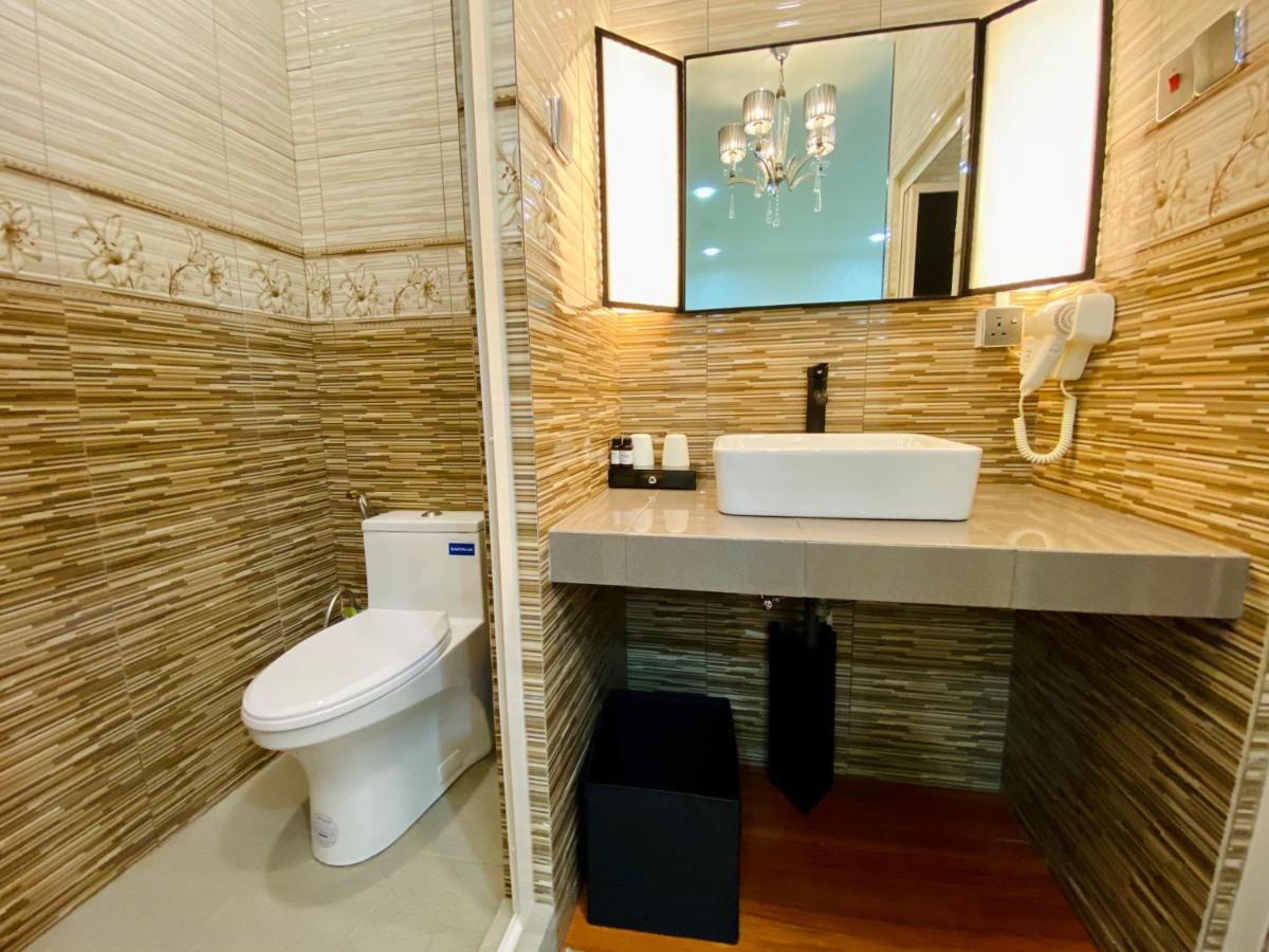 J Boutique Hotel 新张优惠 Muar Exteriér fotografie