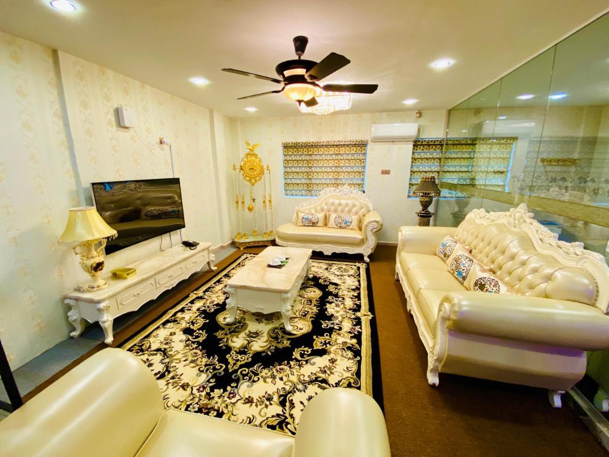 J Boutique Hotel 新张优惠 Muar Exteriér fotografie