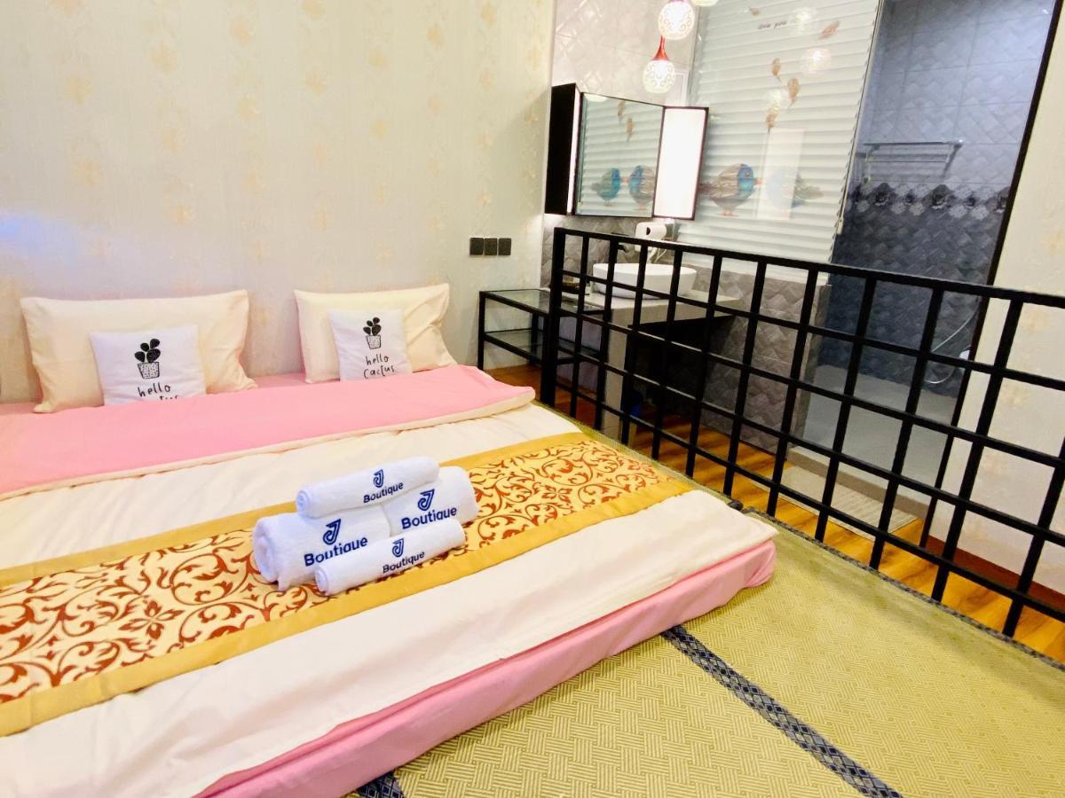 J Boutique Hotel 新张优惠 Muar Exteriér fotografie